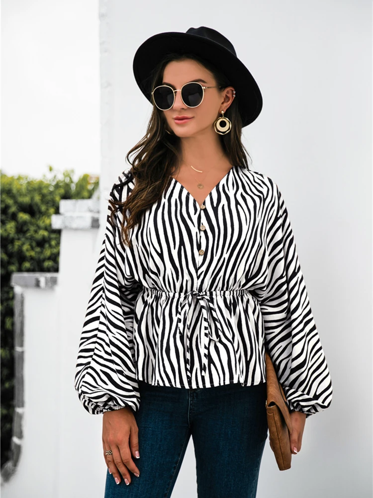 Striped Blouse Long Sleeve Women Elegant Casual 2022 Spring Summer Outfits V Neck Button Front Shirt Trendy Fashion Lace Up Top
Striped Blouse Long Sleeve Women Elegant Casual 2022 Spring Summer Outfits V Neck Button Front Shirt Trendy Fashion Lace Up Top