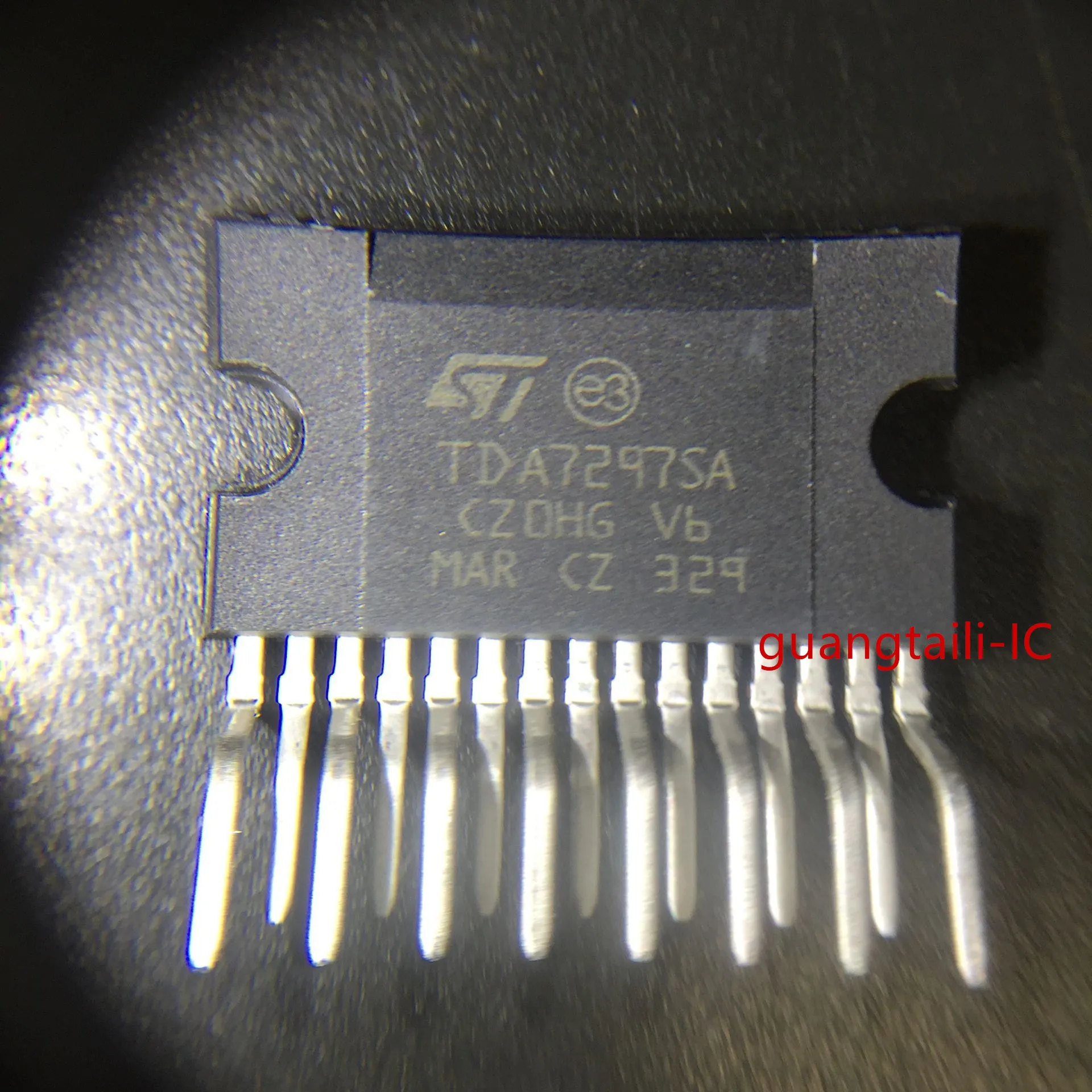 5 шт-10 шт TDA7297SA TDA7297 ZIP-15 новые импортные оригинальные товары
5 шт-10 шт TDA7297SA TDA7297 ZIP-15 новые импортные оригинальные товары