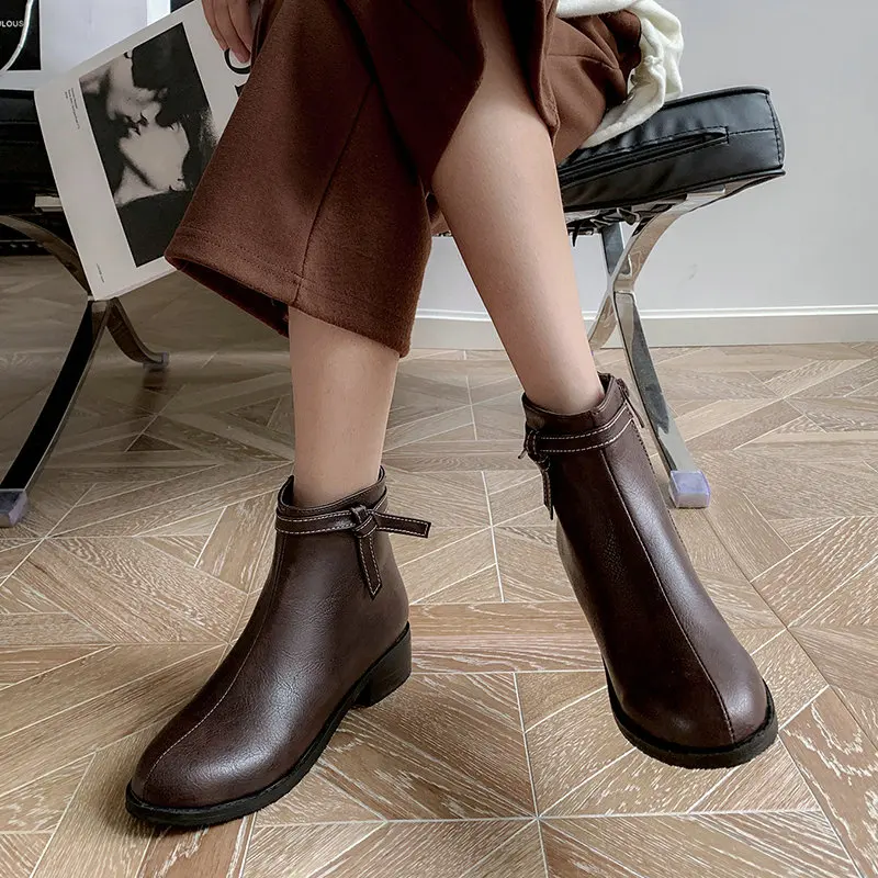 2021 Autumn Winter Side Zipper Women Ankle Boots PU Leather Fashion Ladies Shoes Casual Round Toe Square Heel Shoes Size34-43
2021 Autumn Winter Side Zipper Women Ankle Boots PU Leather Fashion Ladies Shoes Casual Round Toe Square Heel Shoes Size34-43