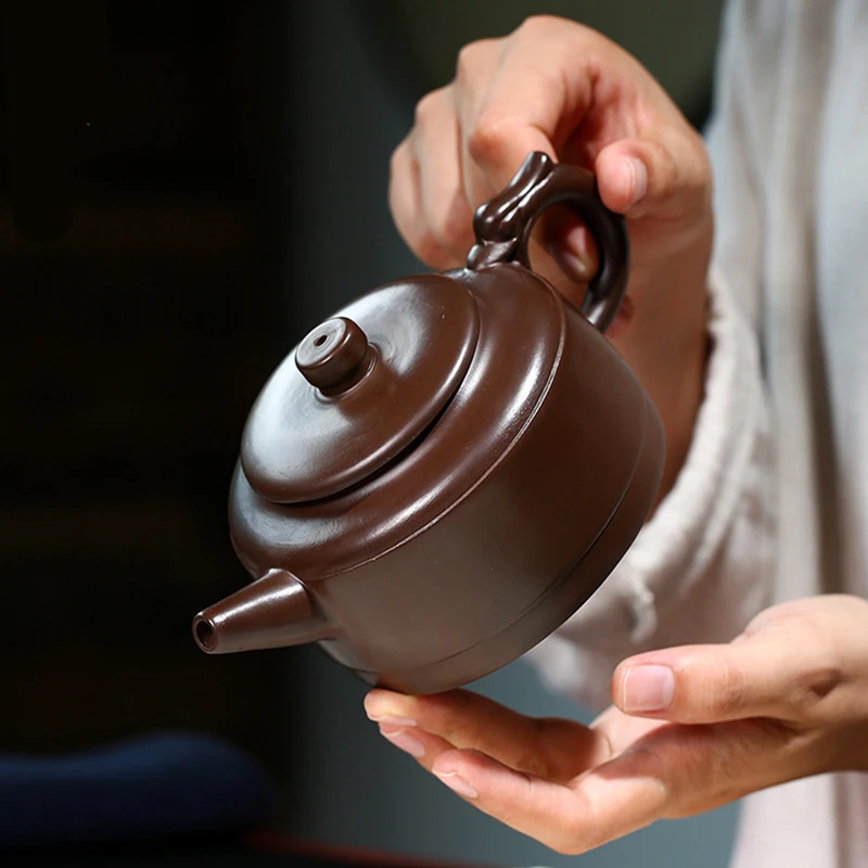 300CC Yixing Purple Clay Teapot Chinese Kettle Handmade Kung Fu Zisha Tea Set Puer Teaware 
300CC Yixing Purple Clay Teapot Chinese Kettle Handmade Kung Fu Zisha Tea Set Puer Teaware