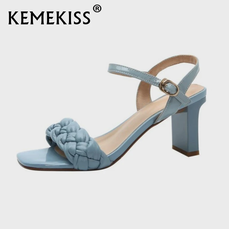 Босоножки KemeKiss женские из натуральной кожи, плетеные сандалии на высоком толстом каблуке, с пряжкой и ремешком, летняя повседневная модная ...
Босоножки KemeKiss женские из натуральной кожи, плетеные сандалии на высоком толстом каблуке, с пряжкой и ремешком, летняя повседневная модная ...