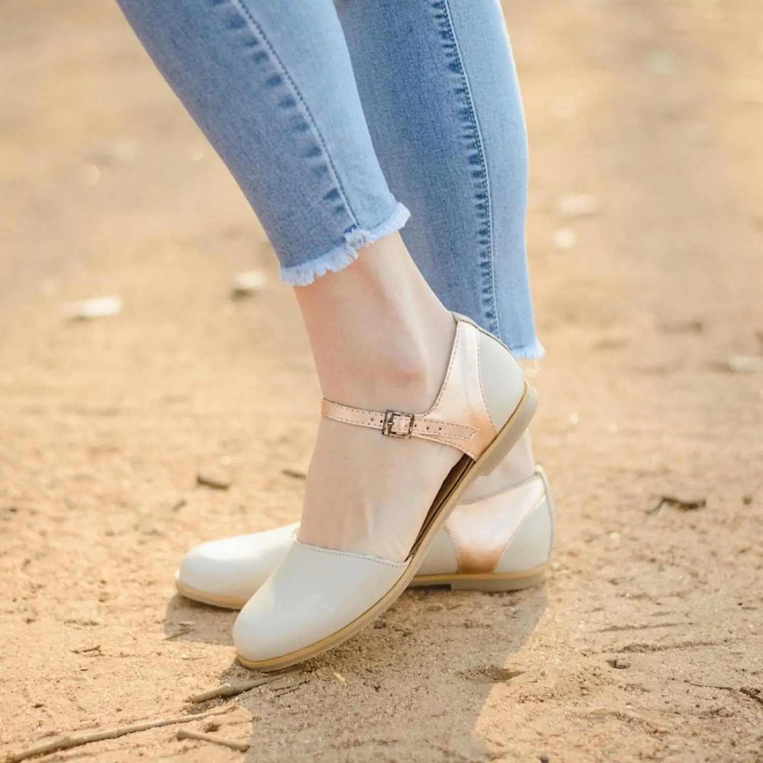 ANNYMOLI Women Flat Shoes Buckle Strap Shoes Casual Round Toe Ladies Shallow Footwear Summer Shoes White Black Plus Size 4-12
ANNYMOLI Women Flat Shoes Buckle Strap Shoes Casual Round Toe Ladies Shallow Footwear Summer Shoes White Black Plus Size 4-12