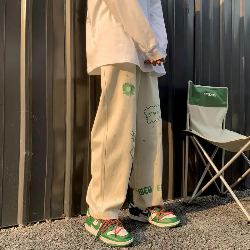 Men's pants new Japanese graffiti print loose wide-leg man cargos trousers boy hip hop streetwear plus size Casual pant
Men's pants new Japanese graffiti print loose wide-leg man cargos trousers boy hip hop streetwear plus size Casual pant