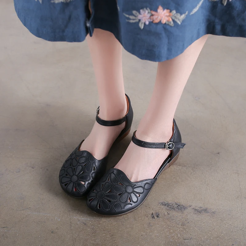 VALLU Leather hollow sandals women 2020 summer new style leather embroidered sandals
VALLU Leather hollow sandals women 2020 summer new style leather embroidered sandals
