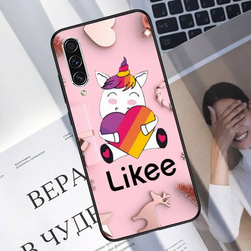 Likee Funny cat bear love heart Phone Case For Samsung A20 A30 30s A40 A7 2018 J2 J7 prime J4 Plus S5 Note 9 10 Plus
Likee Funny cat bear love heart Phone Case For Samsung A20 A30 30s A40 A7 2018 J2 J7 prime J4 Plus S5 Note 9 10 Plus