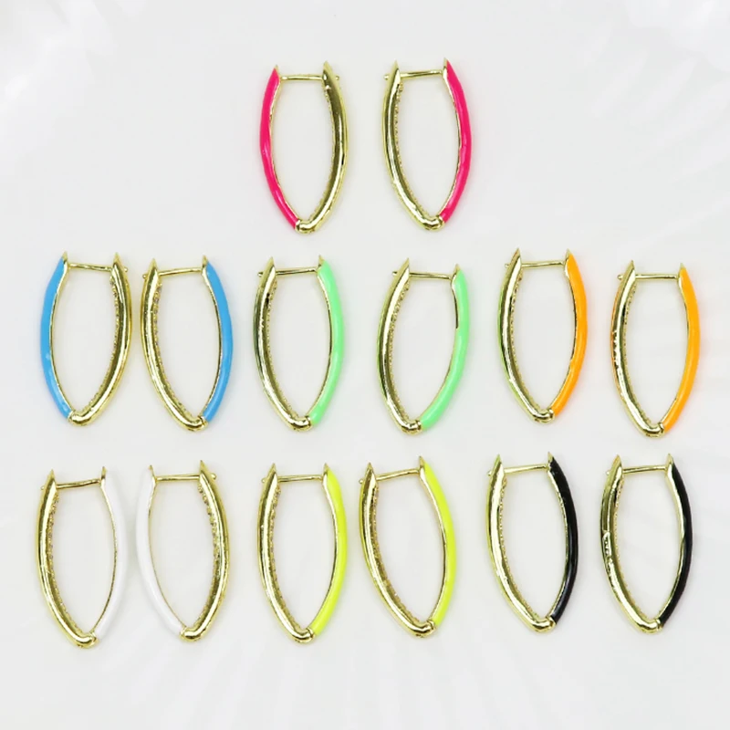 5 пар, эмалированные серьги-кольца, 32 мм
5 пар, эмалированные серьги-кольца, 32 мм