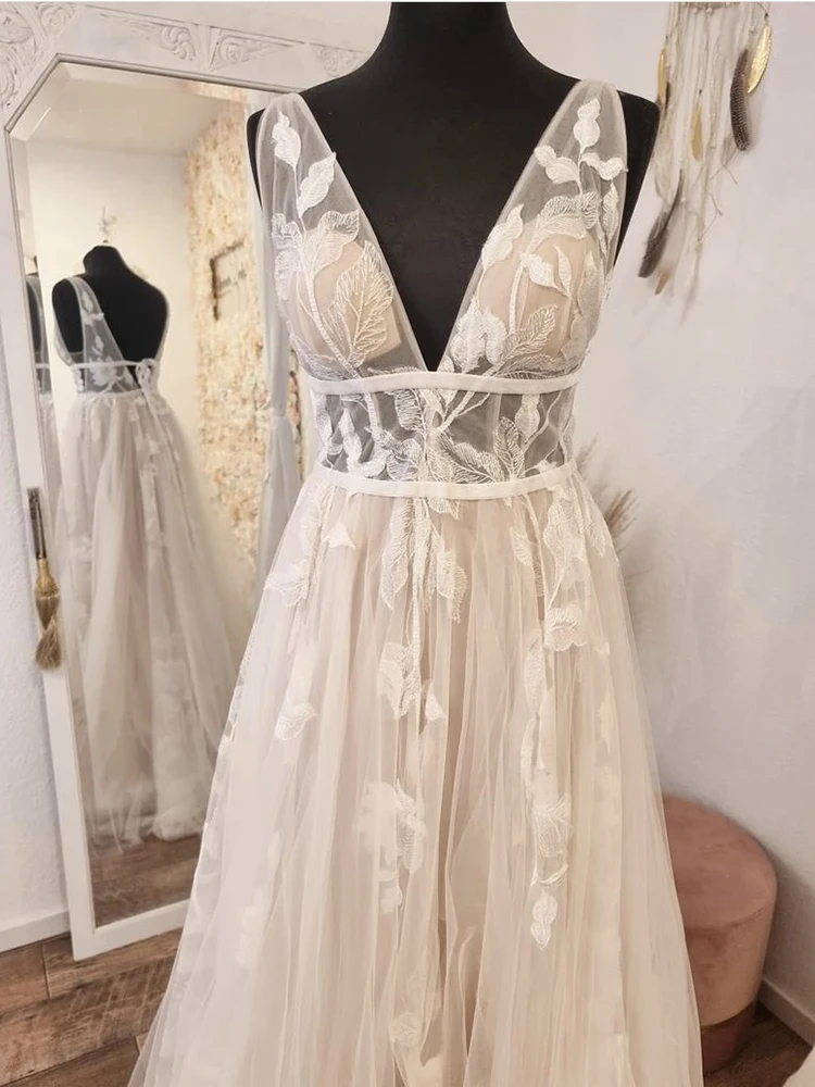 MNGRL Ivory Retro Wedding Gown V-neck Sleeveless Lace Bohemian Flower Bridal Dresses BackLace Up Custom Made Robe de mariée
MNGRL Ivory Retro Wedding Gown V-neck Sleeveless Lace Bohemian Flower Bridal Dresses BackLace Up Custom Made Robe de mariée