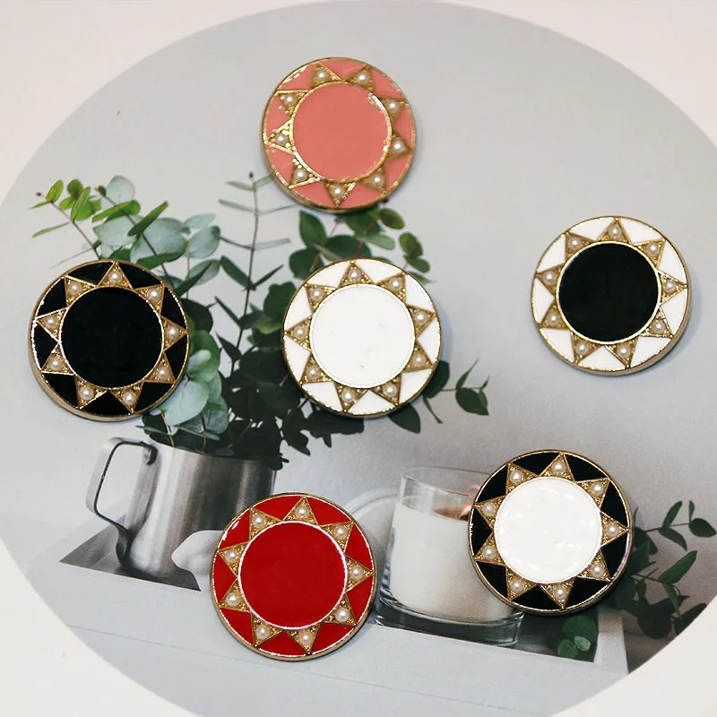 10Pcs Diamond pearl 23mm button Metalen Decoratieve Knop Jas Parel Legering Hoge-Voet Gesp Diy Kleding Accessoires
10Pcs Diamond pearl 23mm button Metalen Decoratieve Knop Jas Parel Legering Hoge-Voet Gesp Diy Kleding Accessoires
