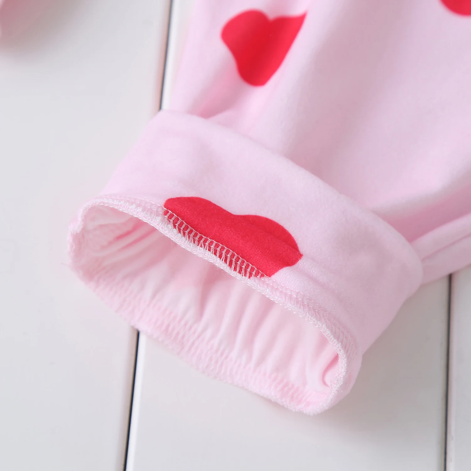 summer 2021 toddler girl romper baby Outfit Clothes Shorts Pants One-Piece Sleeveness Romper O-Neck pink love Baby girl Jumpsuit
summer 2021 toddler girl romper baby Outfit Clothes Shorts Pants One-Piece Sleeveness Romper O-Neck pink love Baby girl Jumpsuit
