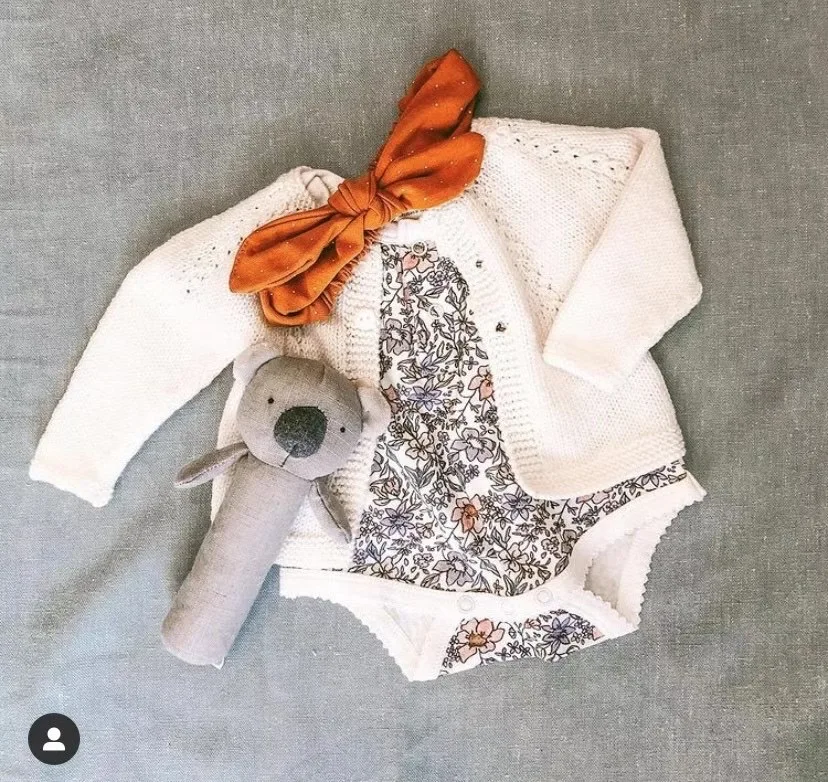 Baby Girl Bodysuits 2021 Summer NEW Piper Sleeveless Bodysuits Newborn Clothes 100% Cotton Quality Onesie Baby Clothes Bebes
Baby Girl Bodysuits 2021 Summer NEW Piper Sleeveless Bodysuits Newborn Clothes 100% Cotton Quality Onesie Baby Clothes Bebes