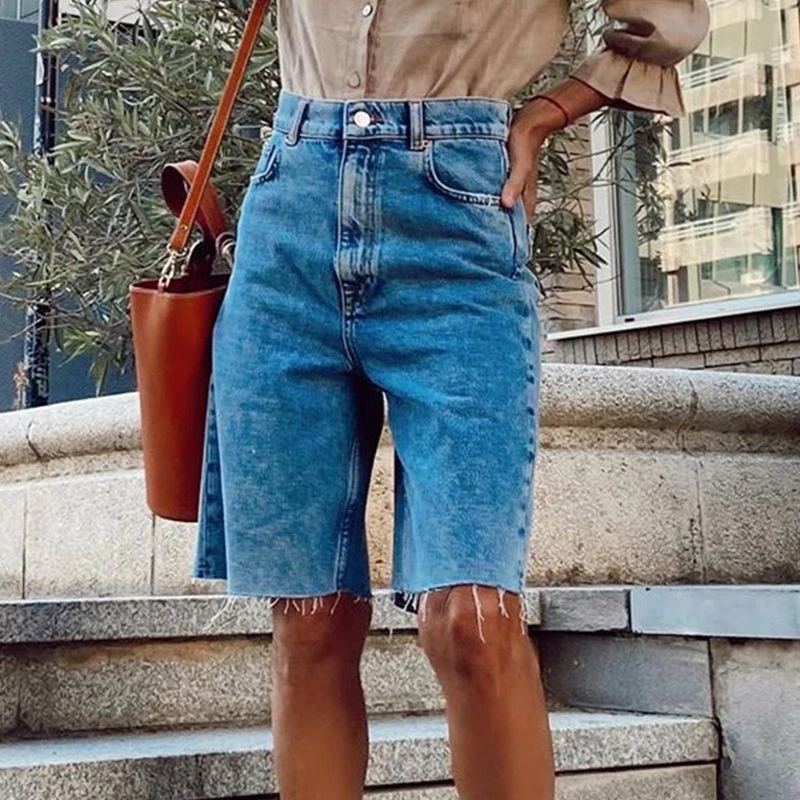 Retro Women High Waist Slim Tassel Five-point Denim Shorts Casual Sexy Streetwear New Fashion Denim Shorts Washed Female Summer
Retro Women High Waist Slim Tassel Five-point Denim Shorts Casual Sexy Streetwear New Fashion Denim Shorts Washed Female Summer