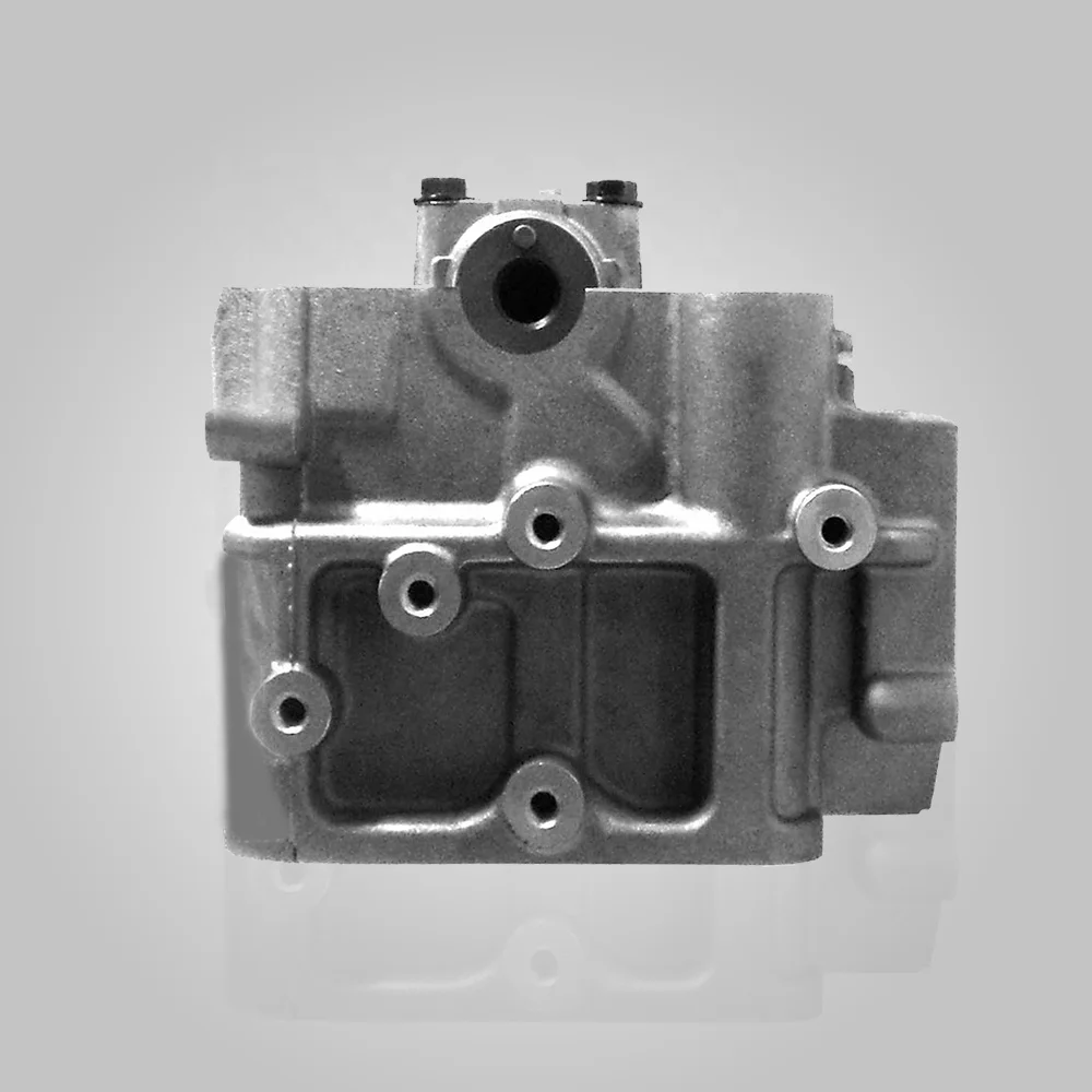 OEM ME193804 ME202620 4M40T Cylinder Head Assembled with camshaft (# 908514) 
OEM ME193804 ME202620 4M40T Cylinder Head Assembled with camshaft (# 908514)