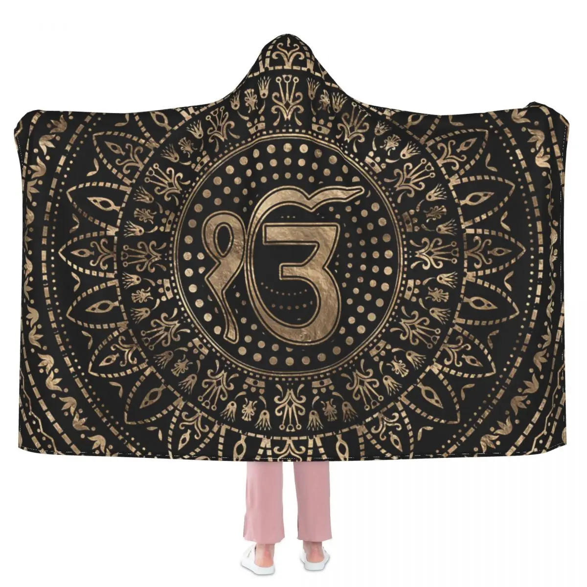 Ek Onkar , Ik Onkar черно-Золотое одеяло с капюшоном 3D полностью принт носимые одеяла взрослые дети стиль 
Ek Onkar , Ik Onkar черно-Золотое одеяло с капюшоном 3D полностью принт носимые одеяла взрослые дети стиль