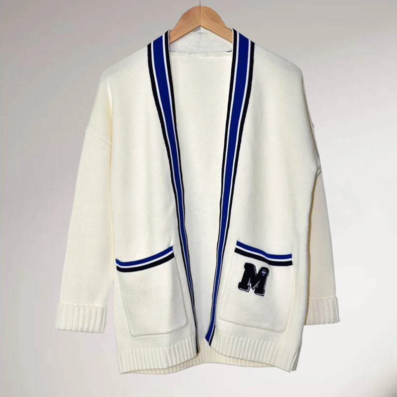 Women's sweater 2019 autumn new sweater contrast color striped embroidery letter knit cardigan coat female
Women's sweater 2019 autumn new sweater contrast color striped embroidery letter knit cardigan coat female