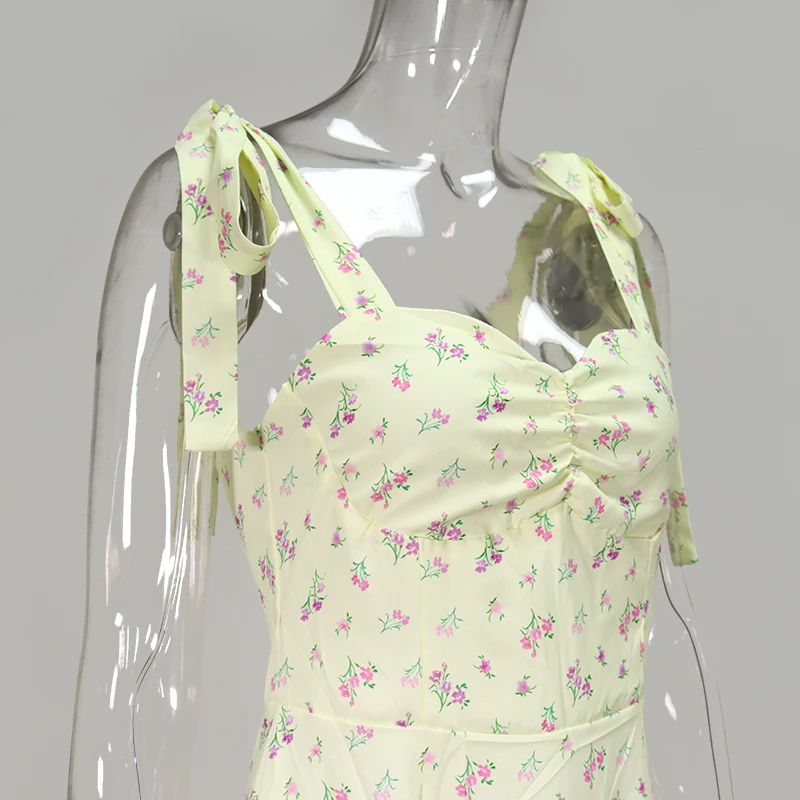 Floral Summer Dresses Women Spaghetti Straps Chest Ruched Long A-line Dress Sweet Print Prairie Chic Midi Dress 
Floral Summer Dresses Women Spaghetti Straps Chest Ruched Long A-line Dress Sweet Print Prairie Chic Midi Dress