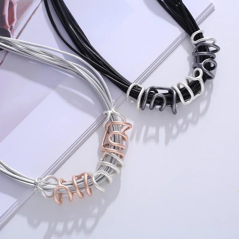ELOYHI Women Leather Rope Necklace Geometric Top Quality Double Collar Choker For Women Punk Trendy Neckalce&Pendants Gift
ELOYHI Women Leather Rope Necklace Geometric Top Quality Double Collar Choker For Women Punk Trendy Neckalce&Pendants Gift