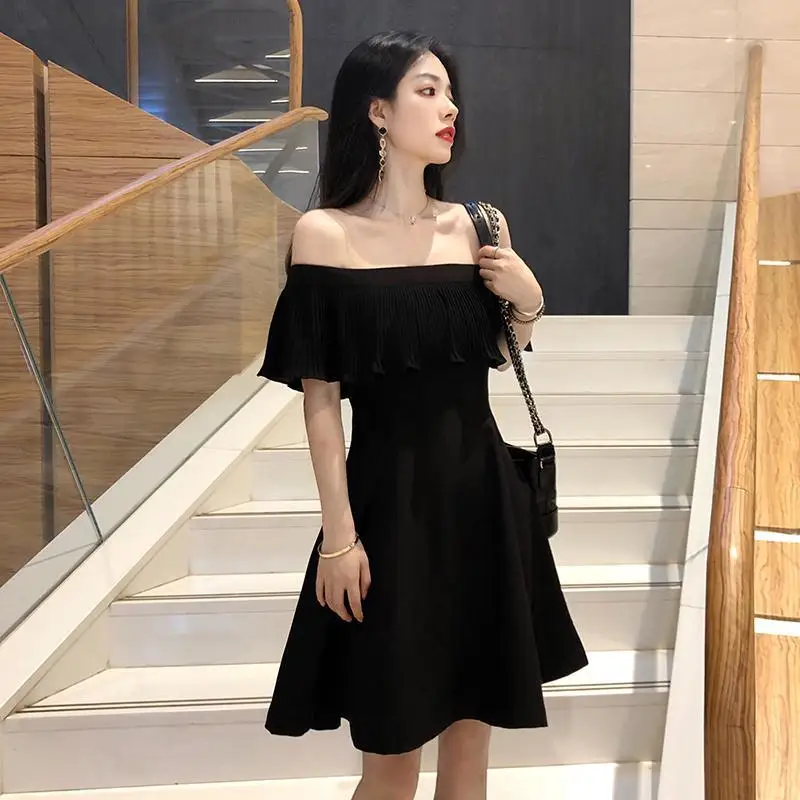 2021 Sexy Summer Straps Dress Women Bodycon Dresses Backless Club Party Dress Mini Casual skirt
2021 Sexy Summer Straps Dress Women Bodycon Dresses Backless Club Party Dress Mini Casual skirt