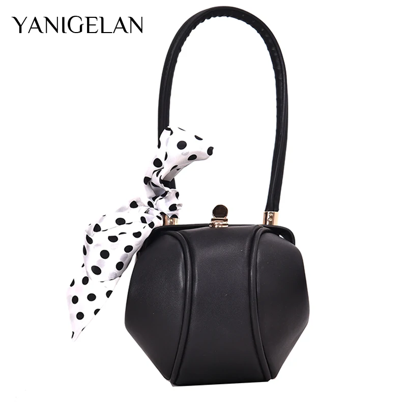 YANIGELAN Designer Leather Round Small Handbags 2021 Luxury Shoulder Pack Bolsas Femeninas Pequenas Monederos Para Mujer Monedas
YANIGELAN Designer Leather Round Small Handbags 2021 Luxury Shoulder Pack Bolsas Femeninas Pequenas Monederos Para Mujer Monedas