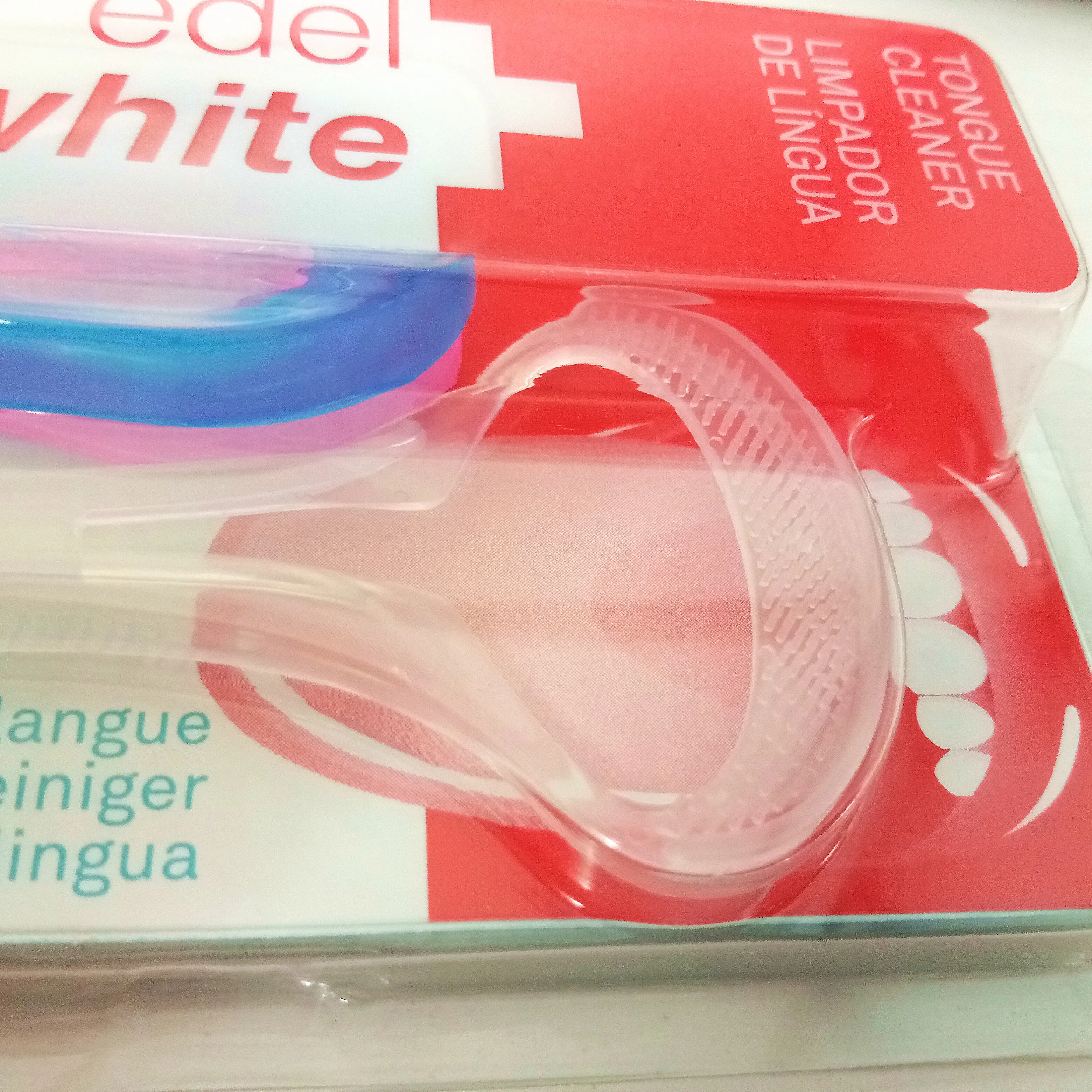 Fashion Tongue Cleaner Bad Breath Away Hand Scraper Brush Silica Handle Oral Hygiene Dental Care Cleaning
Fashion Tongue Cleaner Bad Breath Away Hand Scraper Brush Silica Handle Oral Hygiene Dental Care Cleaning