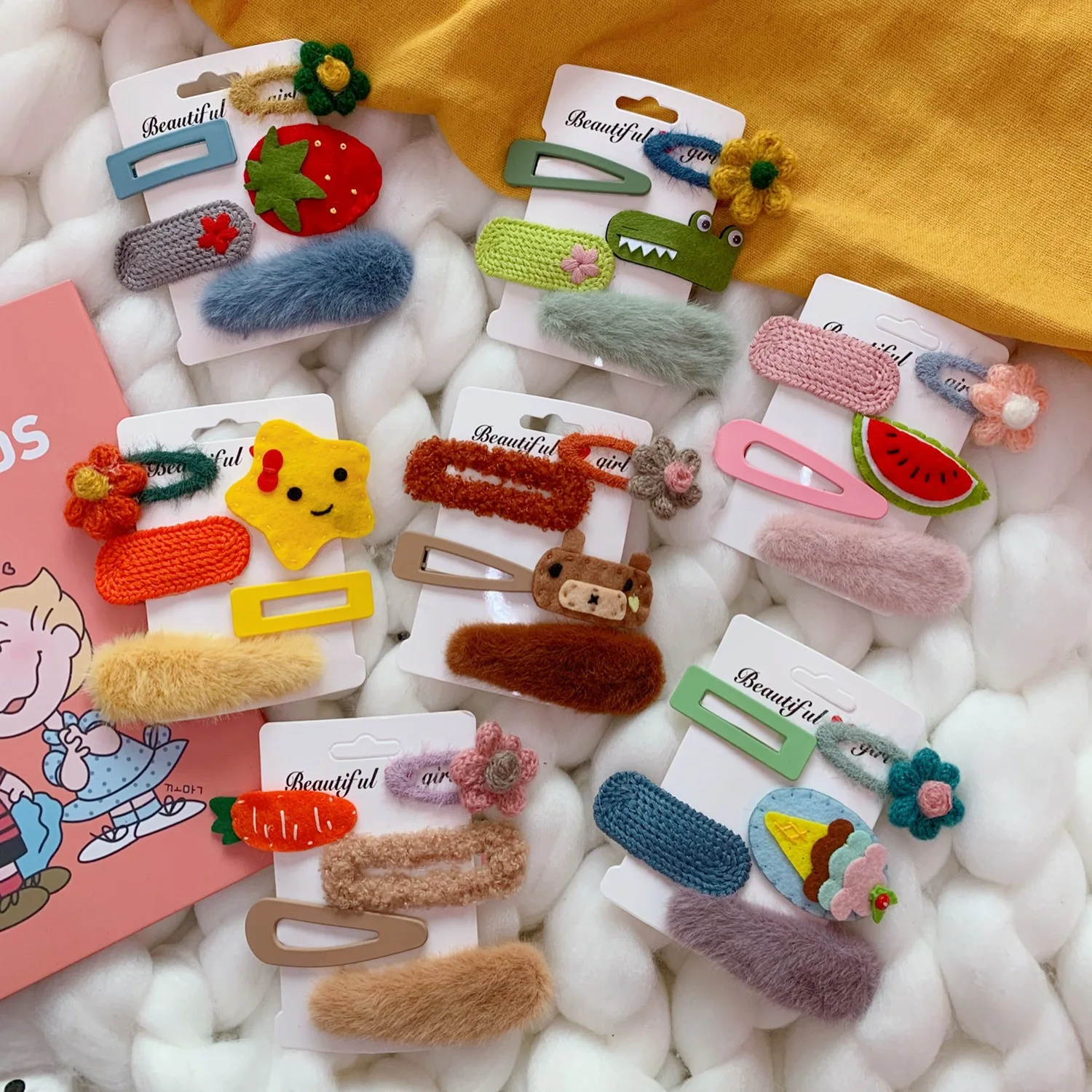 Детские головные уборы для девочек 5 шт./компл. плюшевые милые фрукты в форме цветка из мультфильма пушистые зажимы для волос Детские милые а...
Детские головные уборы для девочек 5 шт./компл. плюшевые милые фрукты в форме цветка из мультфильма пушистые зажимы для волос Детские милые а...