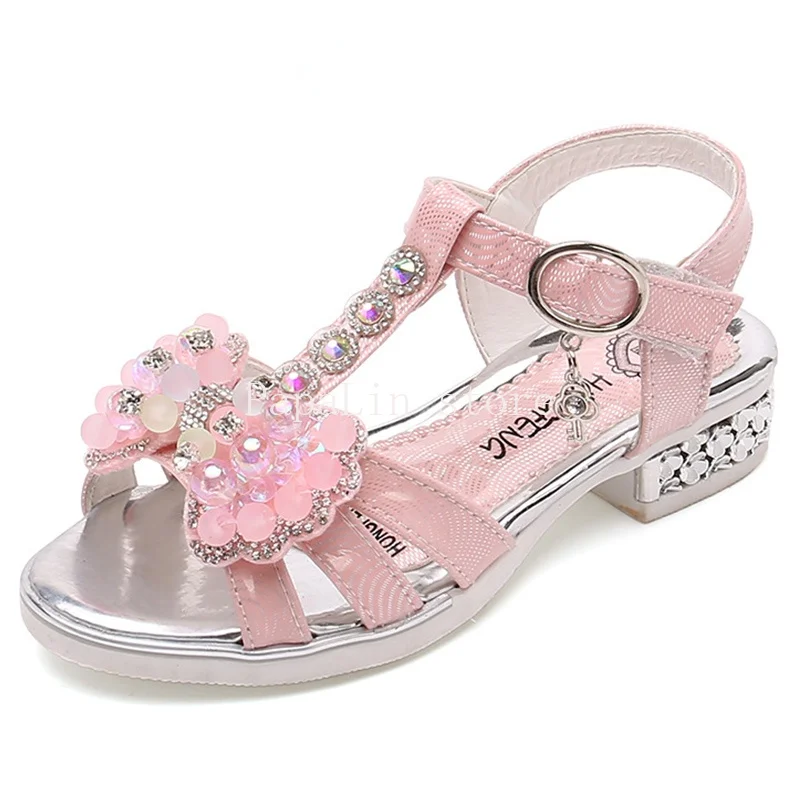 Summer Girls Sandals with Heel Fashion Crystal Shiny Glitter Shoes Children Girls Princess Bowtie Pearl Dancing Shoes
Summer Girls Sandals with Heel Fashion Crystal Shiny Glitter Shoes Children Girls Princess Bowtie Pearl Dancing Shoes
