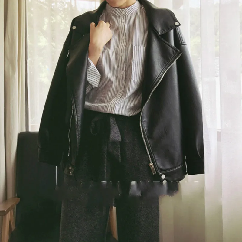 Jackets Women 2020 Spring Short PU Leather Clothes Solid Cropped Cardigan Coat Zippers Autumn Outwear Blouson Feminina
Jackets Women 2020 Spring Short PU Leather Clothes Solid Cropped Cardigan Coat Zippers Autumn Outwear Blouson Feminina