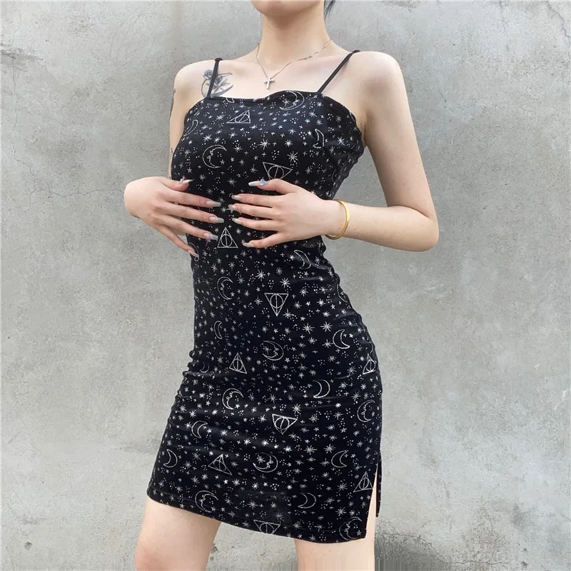 Streetwear Slit Bodycon Female Dresses Vintage Black Sexy Spaghetti Straps Dress Women Gothic Moon Stars Print Retro Mini Dress
Streetwear Slit Bodycon Female Dresses Vintage Black Sexy Spaghetti Straps Dress Women Gothic Moon Stars Print Retro Mini Dress