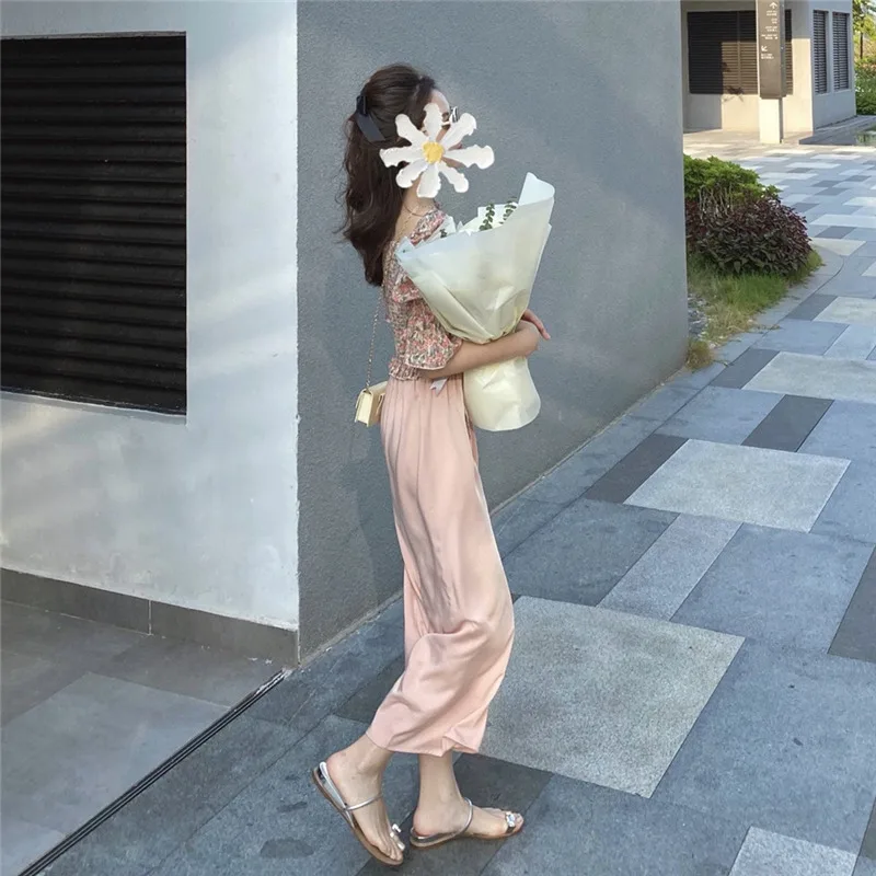Limiguyue Summer Women Satin Pants Loose Korean High Waist Silky Ankle Length Elegant Straight Pants Trousers Female Mujer K1287
Limiguyue Summer Women Satin Pants Loose Korean High Waist Silky Ankle Length Elegant Straight Pants Trousers Female Mujer K1287