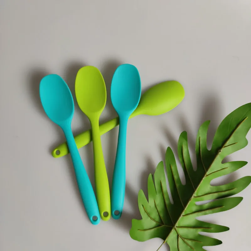 1 шт. шпатель для масла для торта, силиконовая искусственная ложка, кухонная утварь, посуда, кухонные ложки для супа, миксер, инструменты для ...
1 шт. шпатель для масла для торта, силиконовая искусственная ложка, кухонная утварь, посуда, кухонные ложки для супа, миксер, инструменты для ...