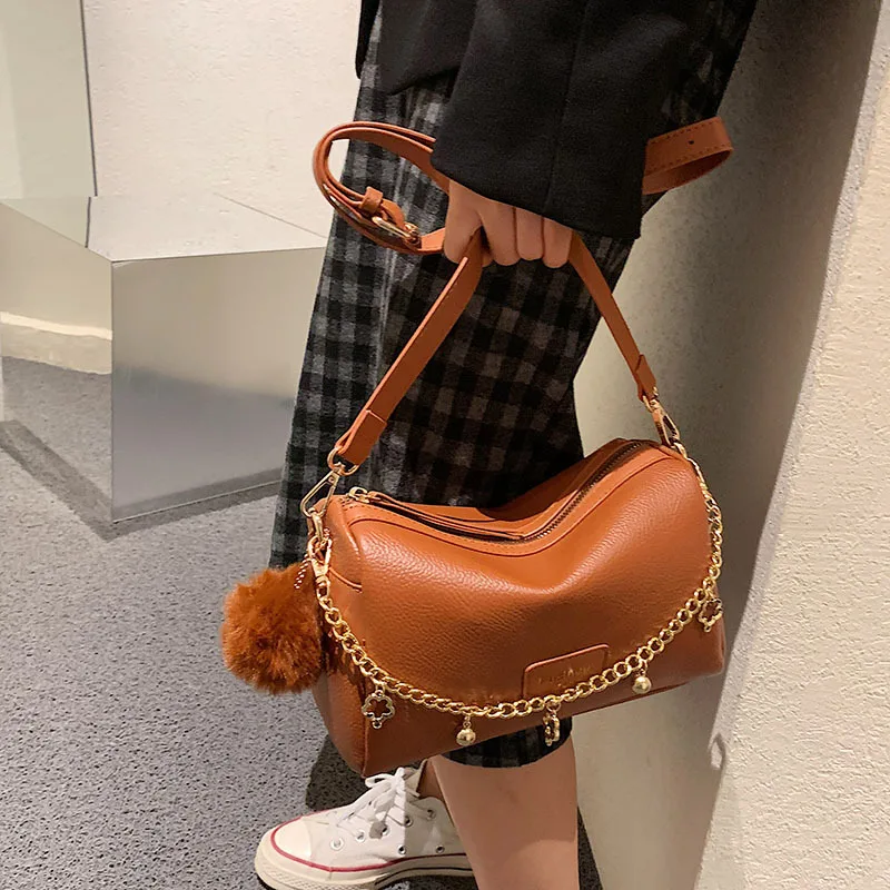 Solid Color Bag For Women Large Capacity Luxury Handbags Designer Crossbody Shoulder Bag Women Travel Bag Ladies Boston Purses 
Solid Color Bag For Women Large Capacity Luxury Handbags Designer Crossbody Shoulder Bag Women Travel Bag Ladies Boston Purses