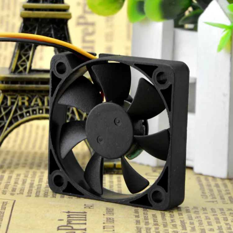 NEW 5010 12V 0.09A AD0512LB-G72 3 wires Motor protection cooling 
NEW 5010 12V 0.09A AD0512LB-G72 3 wires Motor protection cooling