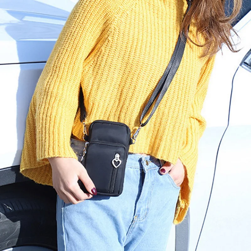 Women Sports Mini Bag Cellphone Pouch Wallet Mobile Phone Bag 
Women Sports Mini Bag Cellphone Pouch Wallet Mobile Phone Bag