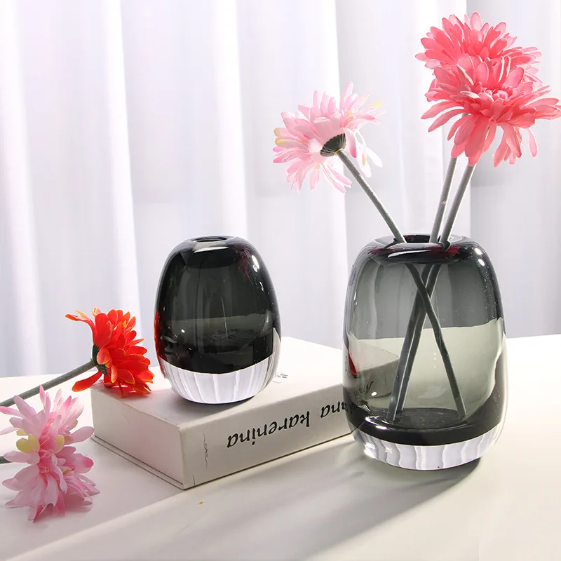 Handmade Craft Vases Colorful Glass Transparent Vase Decorative Hydroponic Crafts Ornaments Modern Home Decoration Accessories
Handmade Craft Vases Colorful Glass Transparent Vase Decorative Hydroponic Crafts Ornaments Modern Home Decoration Accessories