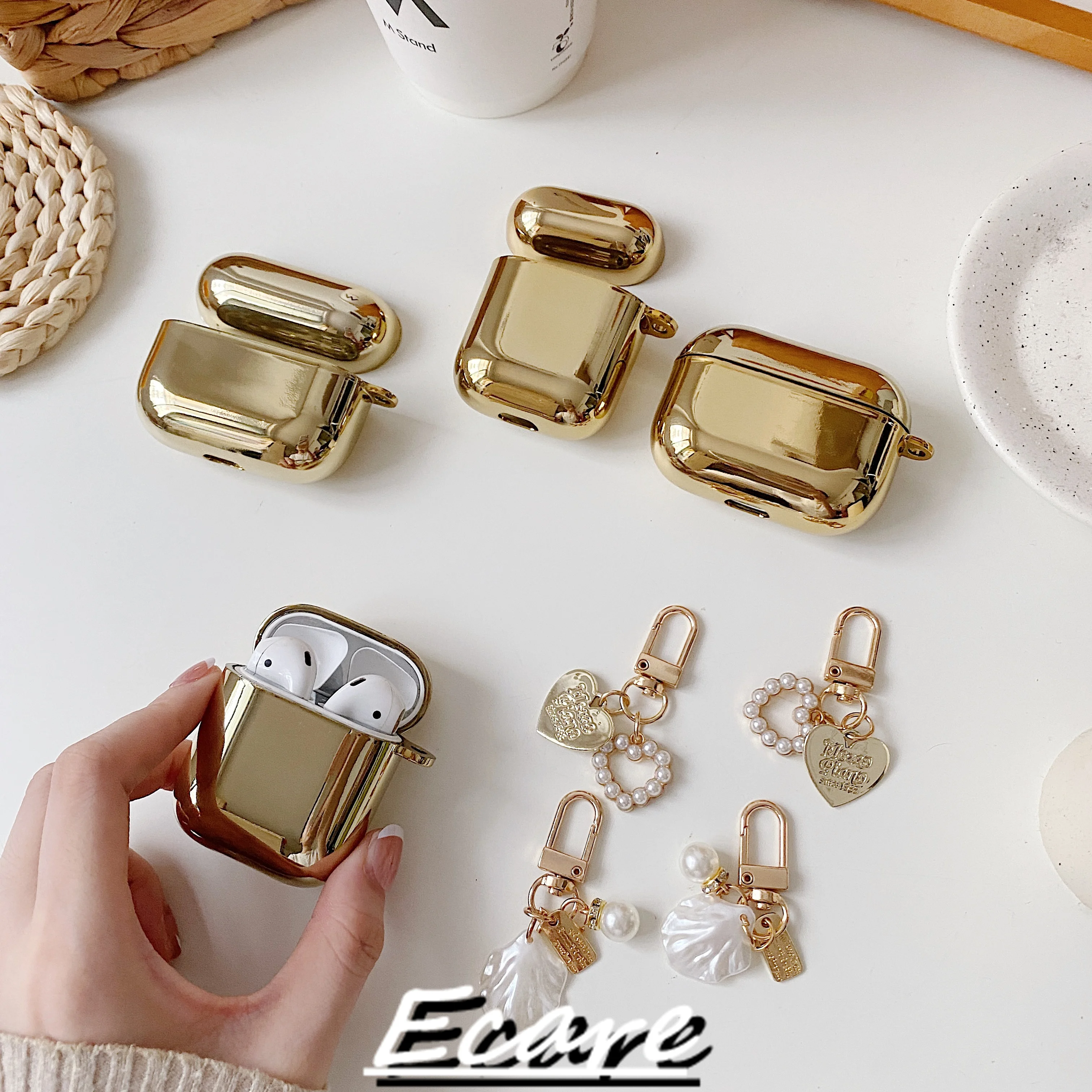 Мягкий чехол для наушников Ecare для Airpods Pro Airpods 2/1 IMD, роскошный золотой беспроводной защитный чехол с аксессуарами с орнаментом
Мягкий чехол для наушников Ecare для Airpods Pro Airpods 2/1 IMD, роскошный золотой беспроводной защитный чехол с аксессуарами с орнаментом