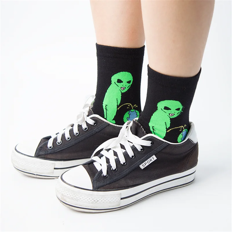 AOMU 3Pairs/Set Fashion Street Art Alien Planet Cat Socks Personality Creative Cartoon Hip hop Socks Unisex Middle Tube Socks
AOMU 3Pairs/Set Fashion Street Art Alien Planet Cat Socks Personality Creative Cartoon Hip hop Socks Unisex Middle Tube Socks
