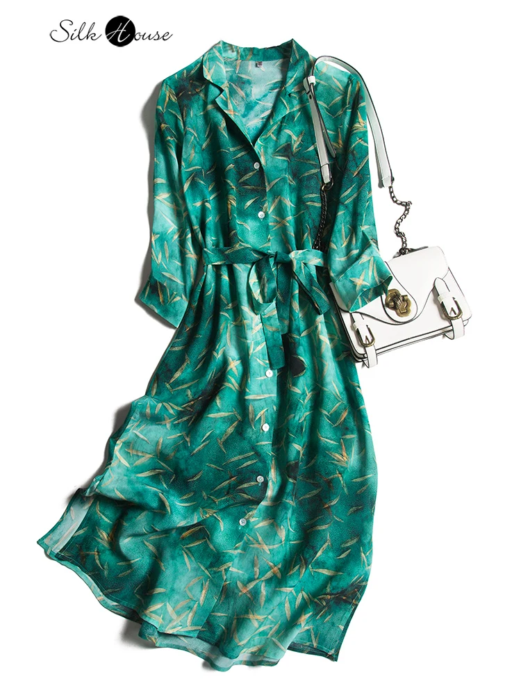 New Green Willow Mulberry Silk V-neck Belt Long Silk Dress In Autumn and Winter 2020
New Green Willow Mulberry Silk V-neck Belt Long Silk Dress In Autumn and Winter 2020