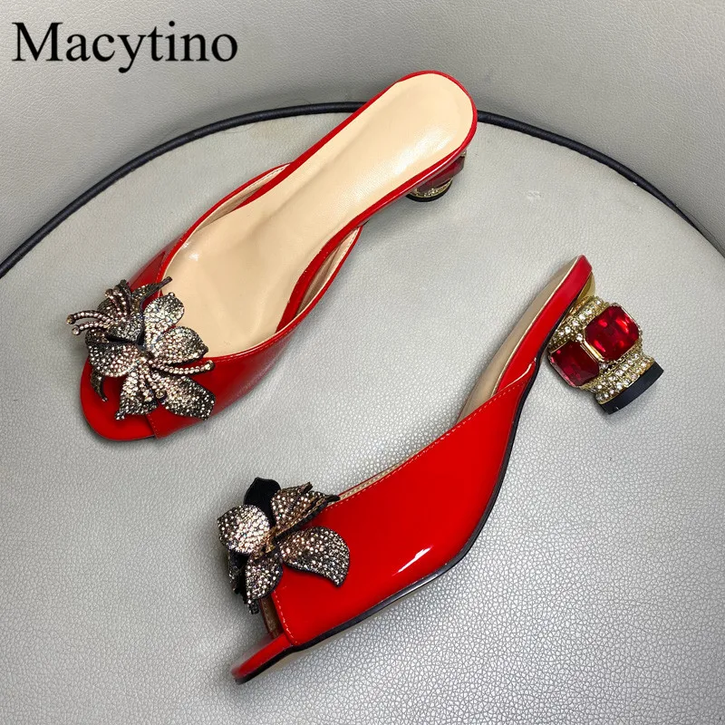 Sexy ladies sandals crystal chunky high heels pointed toe high heel leather dress shoes crystal flower slippers summer slippers
Sexy ladies sandals crystal chunky high heels pointed toe high heel leather dress shoes crystal flower slippers summer slippers