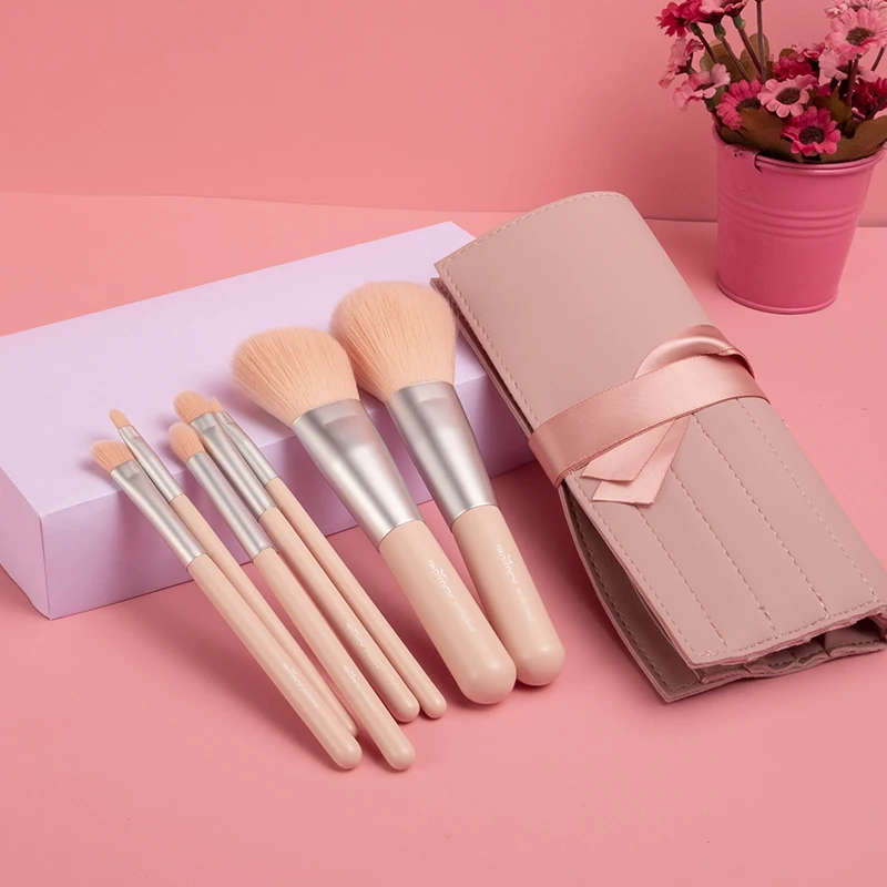 Anmor New Make Up Brushes 7Pcs Powder Blending Eyebrow Shader Makeup Brush Set Quality Synthetic Hair With Bag Maquillage
Anmor New Make Up Brushes 7Pcs Powder Blending Eyebrow Shader Makeup Brush Set Quality Synthetic Hair With Bag Maquillage