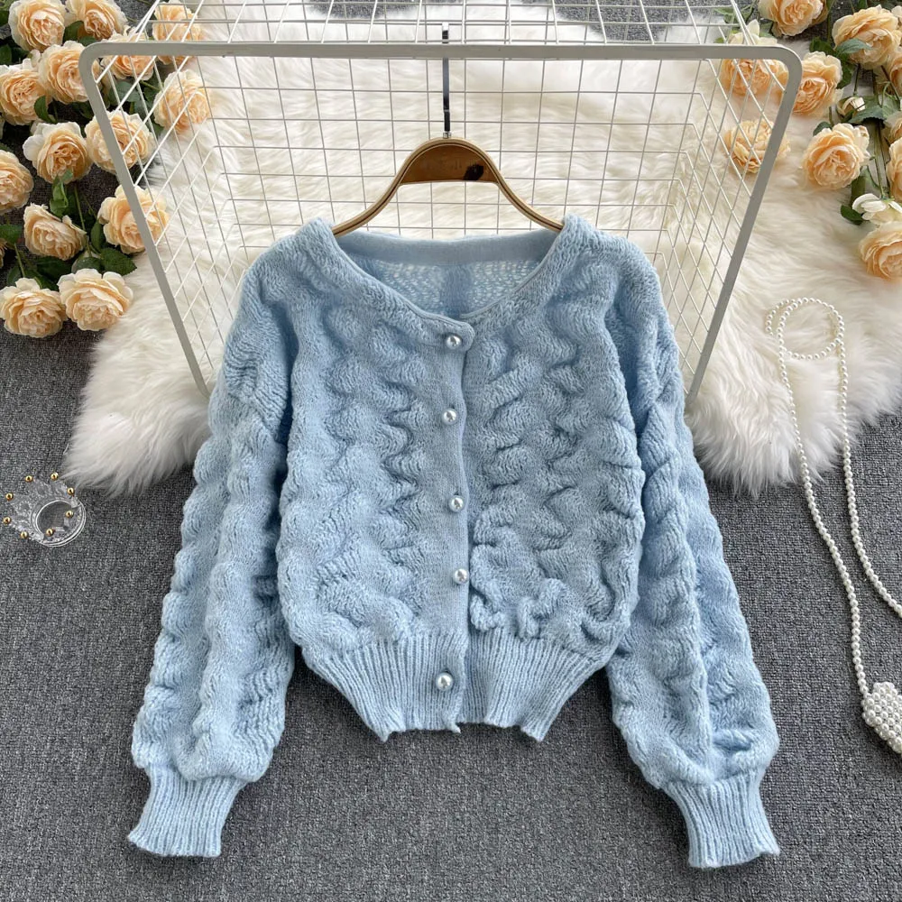 Vintage Blue/White Knitted Cardigans Women Elegant Round Neck Single Breasted Loose Sweater Female Casual Short Outerwear New
Vintage Blue/White Knitted Cardigans Women Elegant Round Neck Single Breasted Loose Sweater Female Casual Short Outerwear New