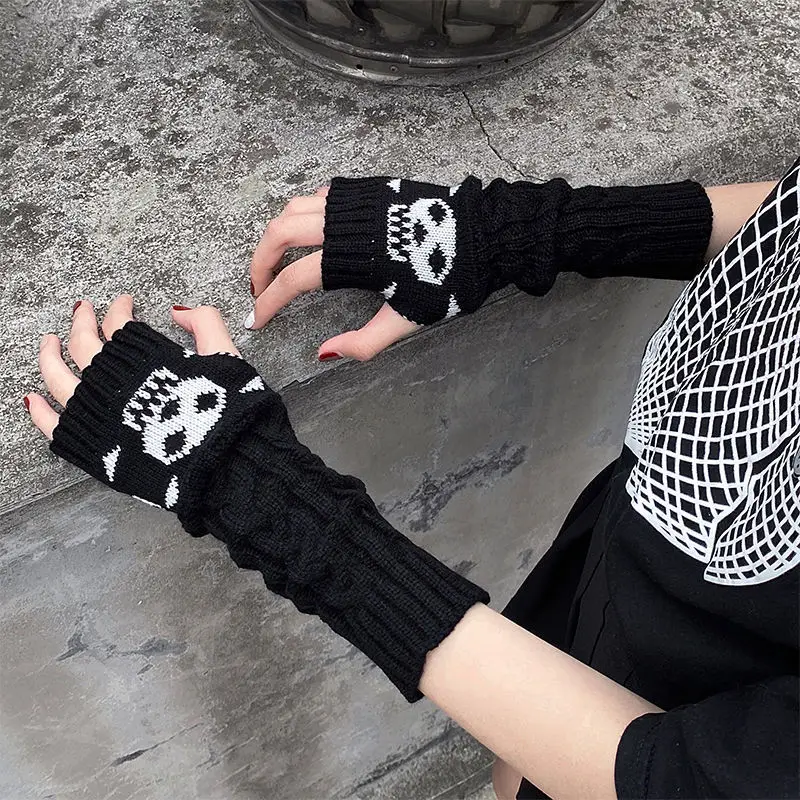 Y2K Harajuku Goth Punk Oversleeve Women Black Streetwear Vintage Emo Skeleton Print Half Finger Glove Grunge Unisex Cosplay Dark
Y2K Harajuku Goth Punk Oversleeve Women Black Streetwear Vintage Emo Skeleton Print Half Finger Glove Grunge Unisex Cosplay Dark