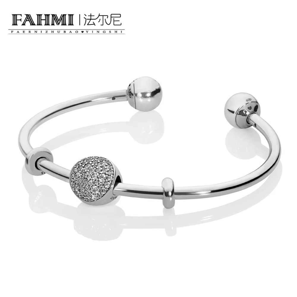 2020 100% 925 Sterling Silver New 1:1 PAVE OPEN BANGLE GIFT SET Original Women's Trend Personalized Jewelry Winter Recommended
2020 100% 925 Sterling Silver New 1:1 PAVE OPEN BANGLE GIFT SET Original Women's Trend Personalized Jewelry Winter Recommended