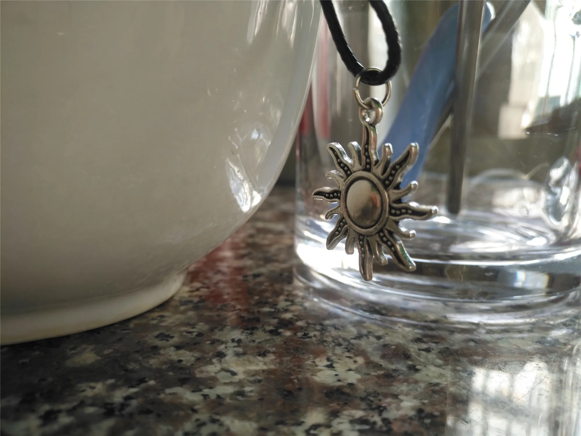 new universe Sun Moon star Starry sky Necklace Sunshine happiness sign Best Friends Gift For Friend pendant leather Necklace
new universe Sun Moon star Starry sky Necklace Sunshine happiness sign Best Friends Gift For Friend pendant leather Necklace