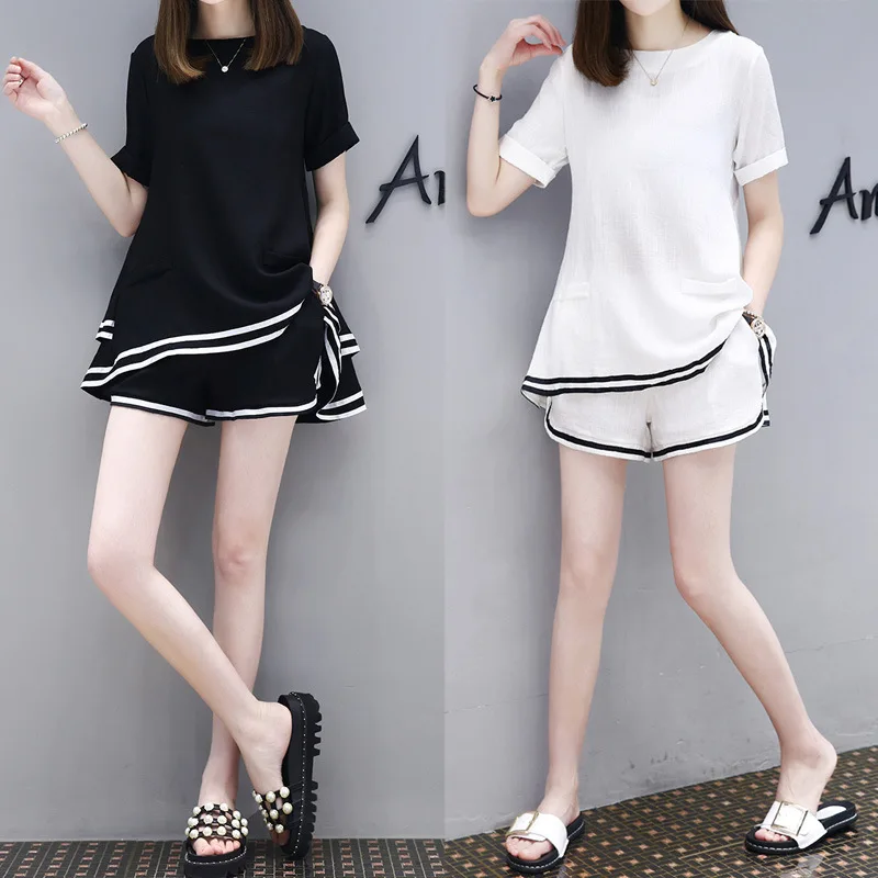 2020 Summer New Women's Plus Size Two Piece Outfits Casual Short Sleeve Sports Suit Women Two Piece Set Top and Pants Shorts Set
2020 Summer New Women's Plus Size Two Piece Outfits Casual Short Sleeve Sports Suit Women Two Piece Set Top and Pants Shorts Set