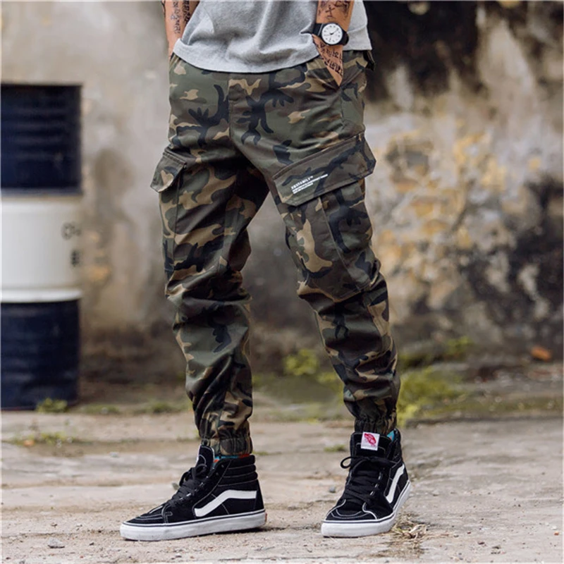 LOVZON Hip Hop Streetwear Men's Camouflage Joggers Pants Men Women Cotton Cargo Pant Trousers Elastic Waist Harem Pant
LOVZON Hip Hop Streetwear Men's Camouflage Joggers Pants Men Women Cotton Cargo Pant Trousers Elastic Waist Harem Pant