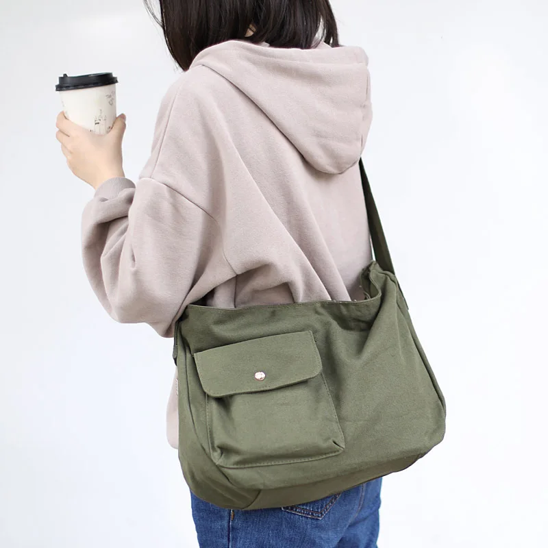 Korea Casual Canvas women messenger bags Large capacity female Shoulder bags bolsas feminina student Crossbody Bags khaki 
Korea Casual Canvas women messenger bags Large capacity female Shoulder bags bolsas feminina student Crossbody Bags khaki