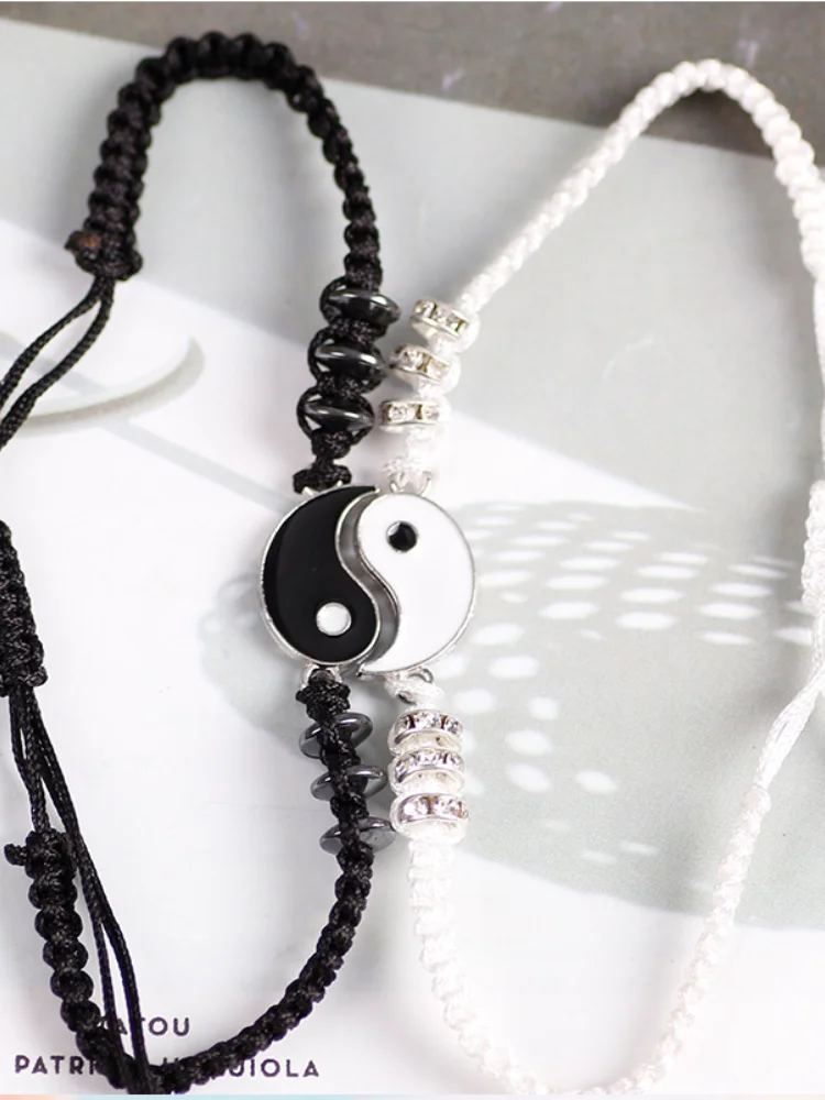 Couple Bracelets Hematite Leather Cord Braid Chain Bracelet Chinese Tai Chi Alloy Pendant Two-piece Woven Lover Bracelet Gift
Couple Bracelets Hematite Leather Cord Braid Chain Bracelet Chinese Tai Chi Alloy Pendant Two-piece Woven Lover Bracelet Gift