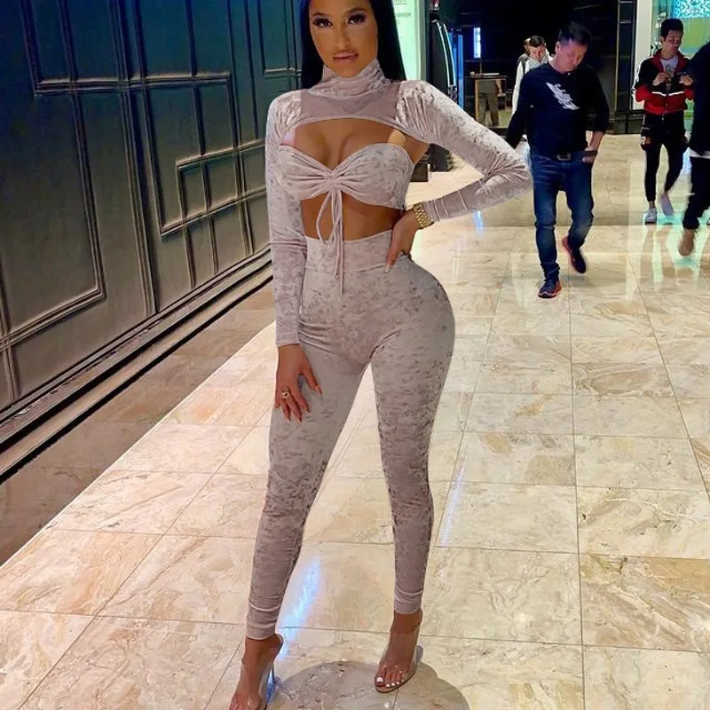 2021 Hot Sale Women Pants 3PCS Solid Long Sleeves Cropped Tops +Strapless Bra + Lady Slim Pencil Pants Sports Outfits Nightclub
2021 Hot Sale Women Pants 3PCS Solid Long Sleeves Cropped Tops +Strapless Bra + Lady Slim Pencil Pants Sports Outfits Nightclub