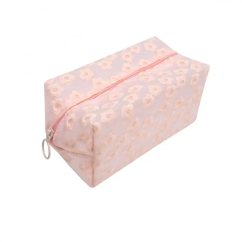 Embroidery Flower Makeup Bag Large Portable Cosmetic Bag Organizer Necesserie Toiletry Bag Women Beauty Brush Storage Pouch Pink
Embroidery Flower Makeup Bag Large Portable Cosmetic Bag Organizer Necesserie Toiletry Bag Women Beauty Brush Storage Pouch Pink