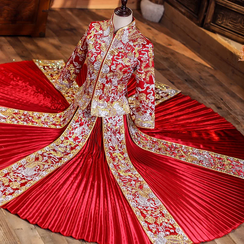 Bride Vintage Chinese Traditional Embroidery Rhinestone Dragon Phoenix Suit Qipao Red Formal Dress Royal Wedding Cheongsam
Bride Vintage Chinese Traditional Embroidery Rhinestone Dragon Phoenix Suit Qipao Red Formal Dress Royal Wedding Cheongsam