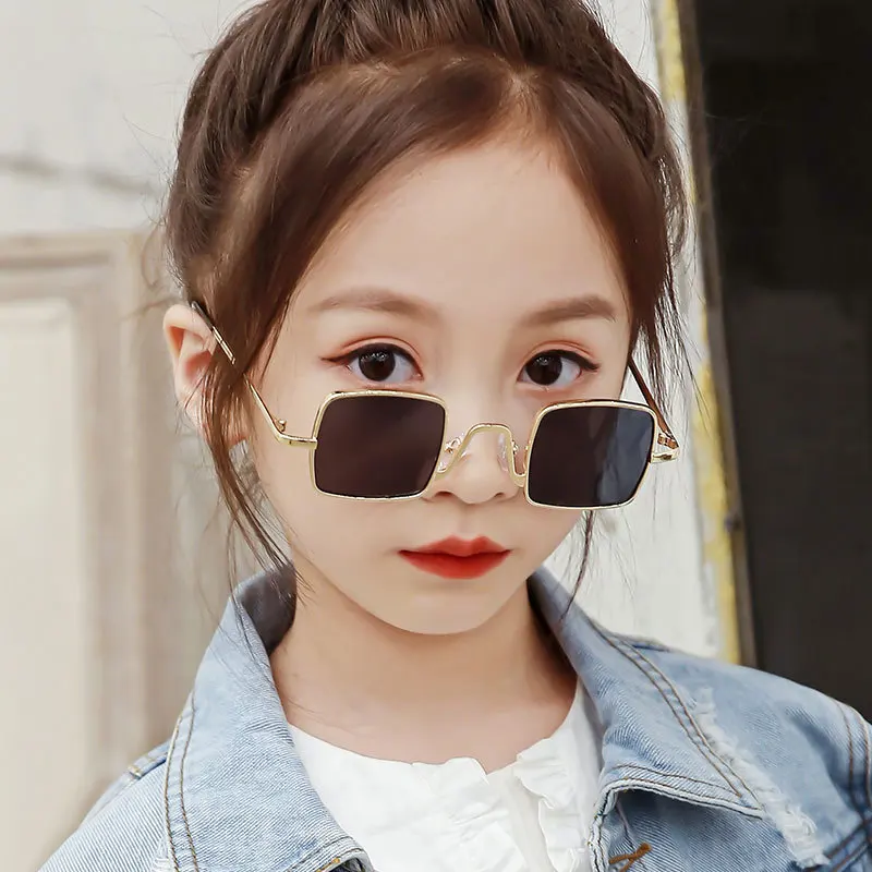 2021 New Metal Square Children Sunglasses Kids Boys and Girls Sun Glasses Fashion Trend Brand Design Eyewear Frame Uv400
2021 New Metal Square Children Sunglasses Kids Boys and Girls Sun Glasses Fashion Trend Brand Design Eyewear Frame Uv400
